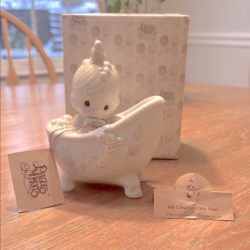 Precious Moments 'He Cleansed My Soul' Figurine 100277